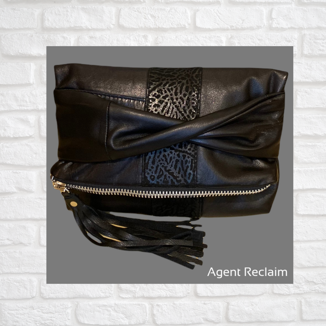 Le Twist Clutch